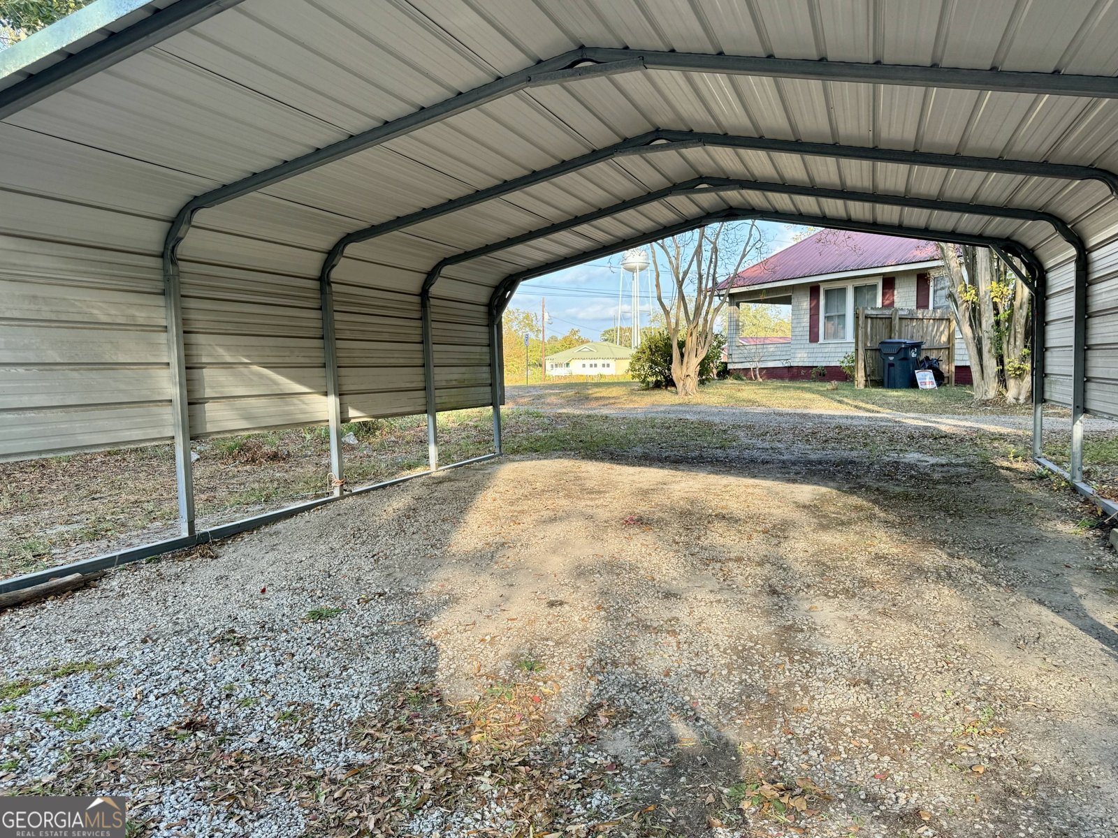 4511 S. Highway 15 Greensboro - 73