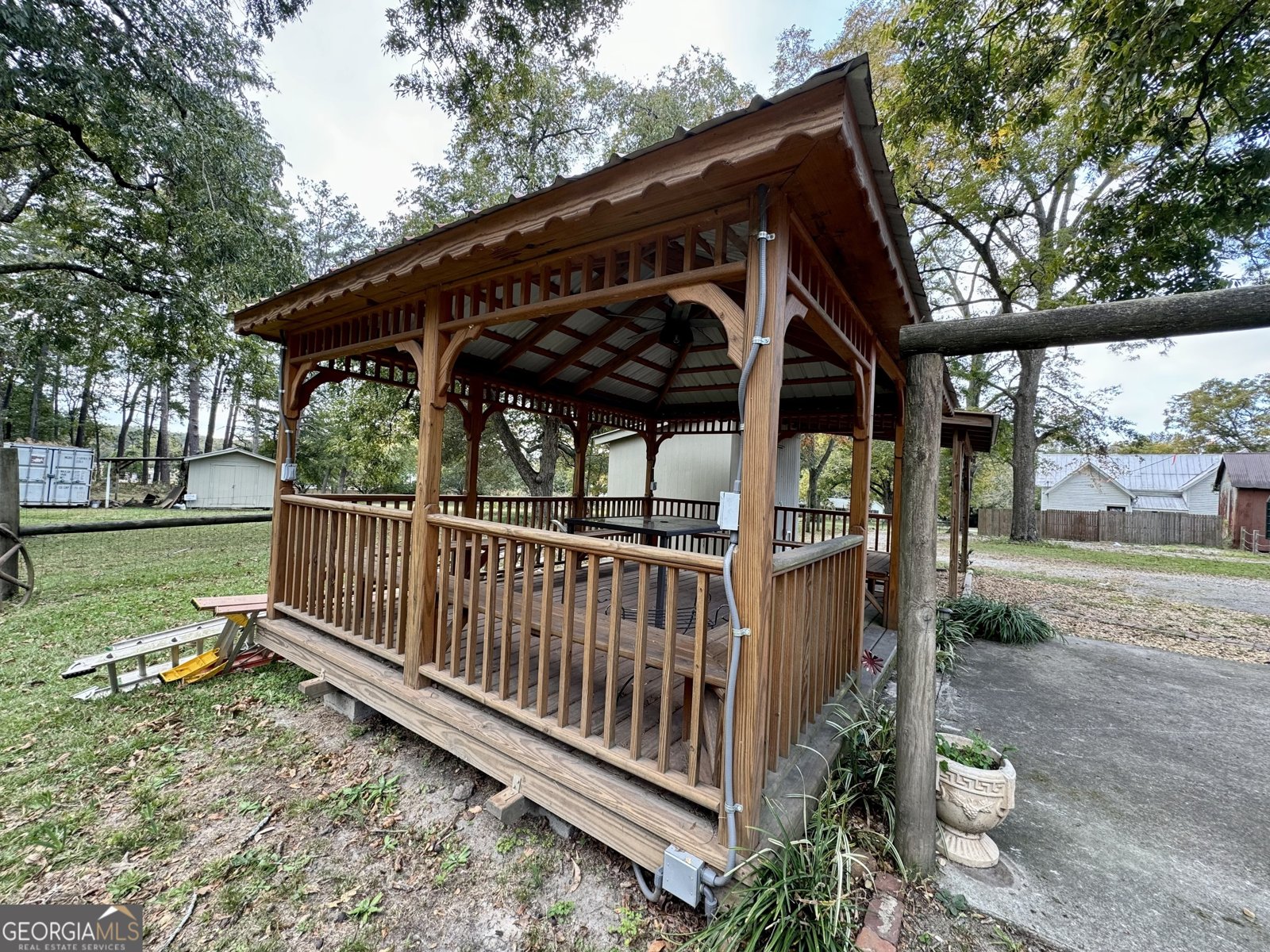 4511 S. Highway 15 Greensboro - 74