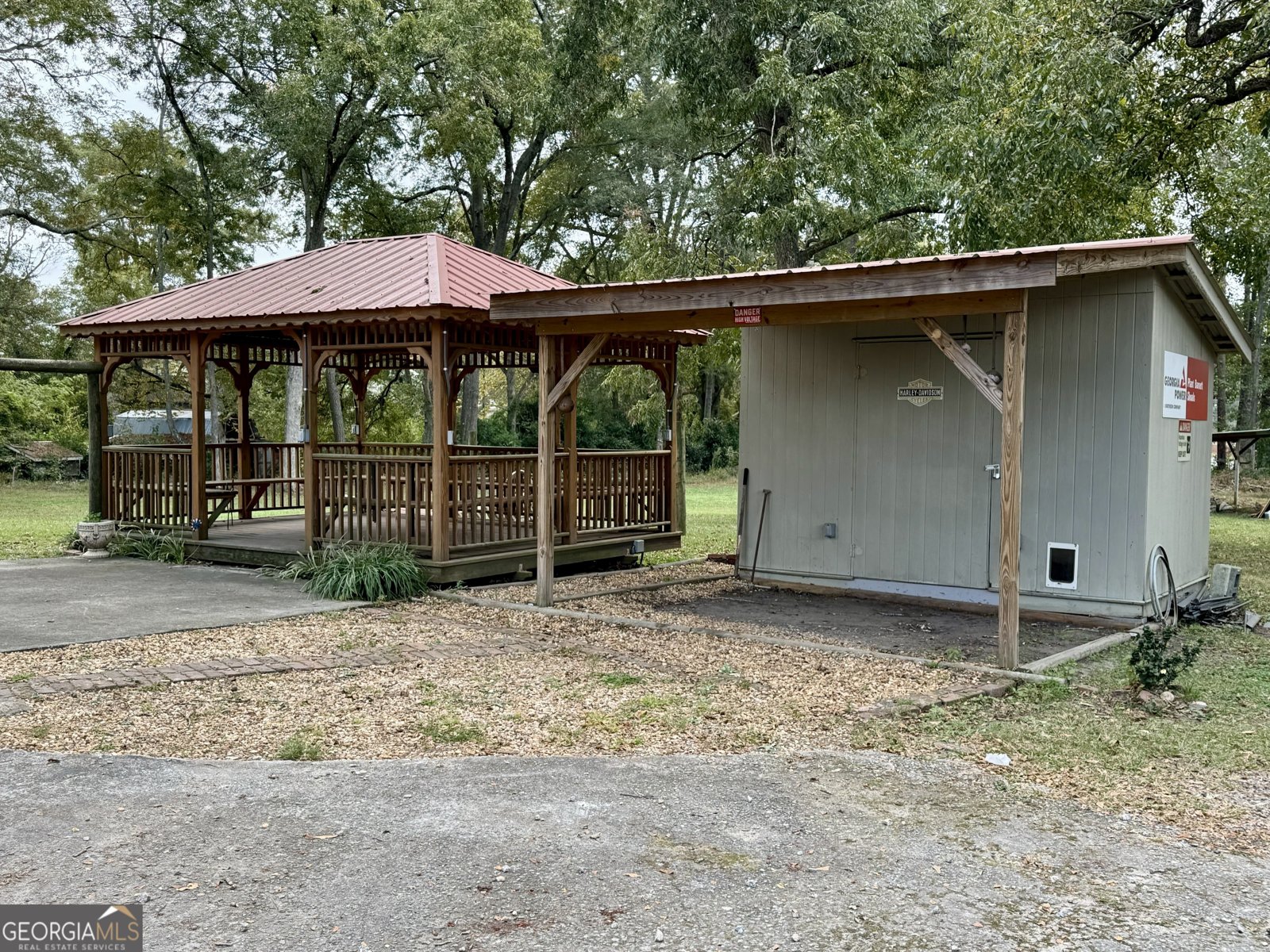 4511 S. Highway 15 Greensboro - 75