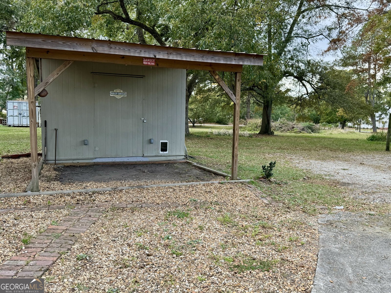 4511 S. Highway 15 Greensboro - 77