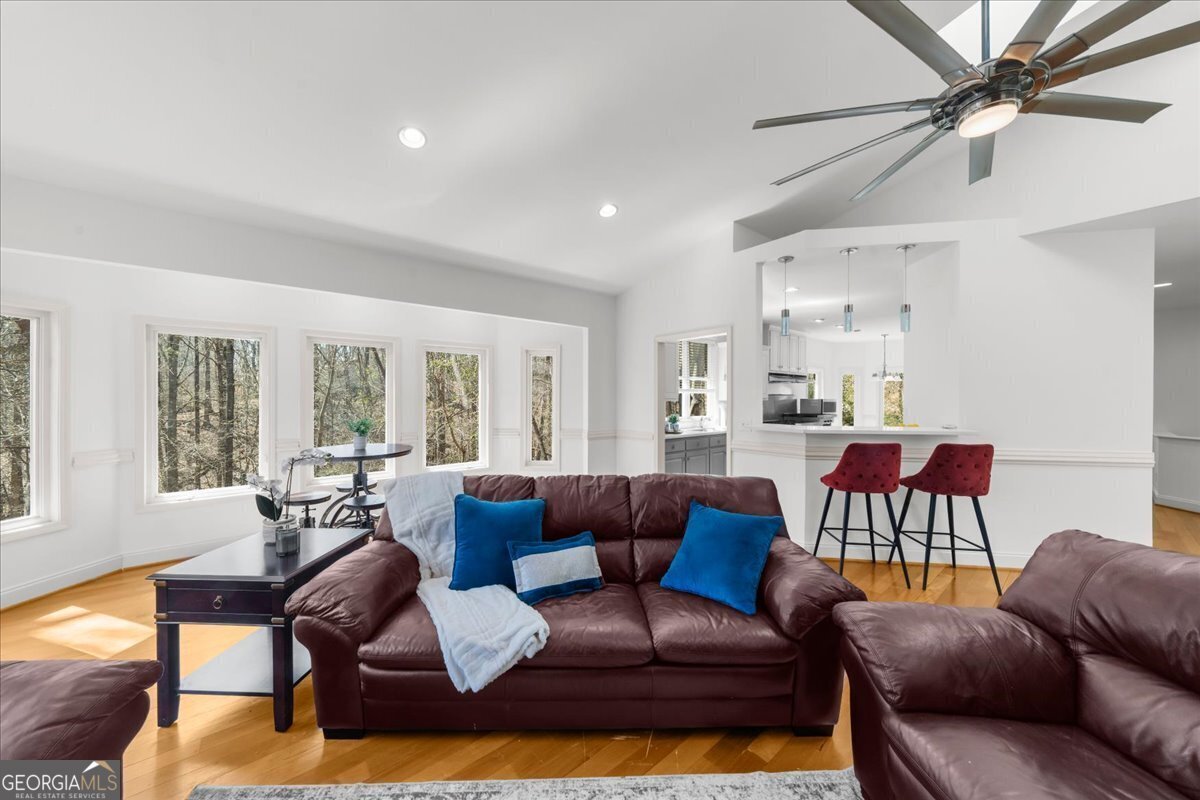 6137 White Oak Drive Flowery Branch - 11