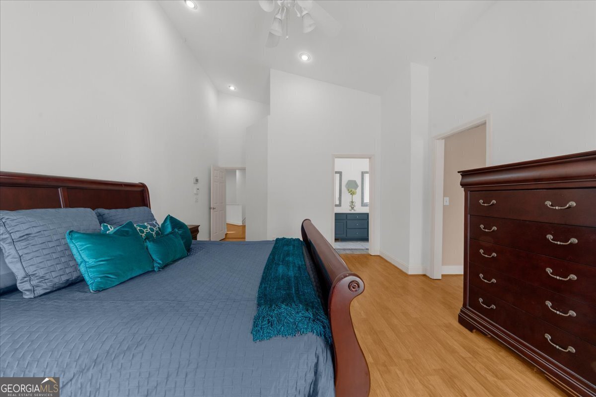 6137 White Oak Drive Flowery Branch - 24