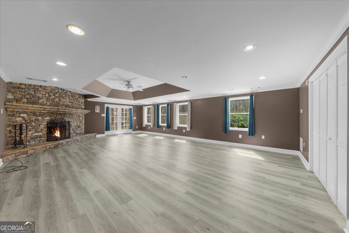 6137 White Oak Drive Flowery Branch - 35