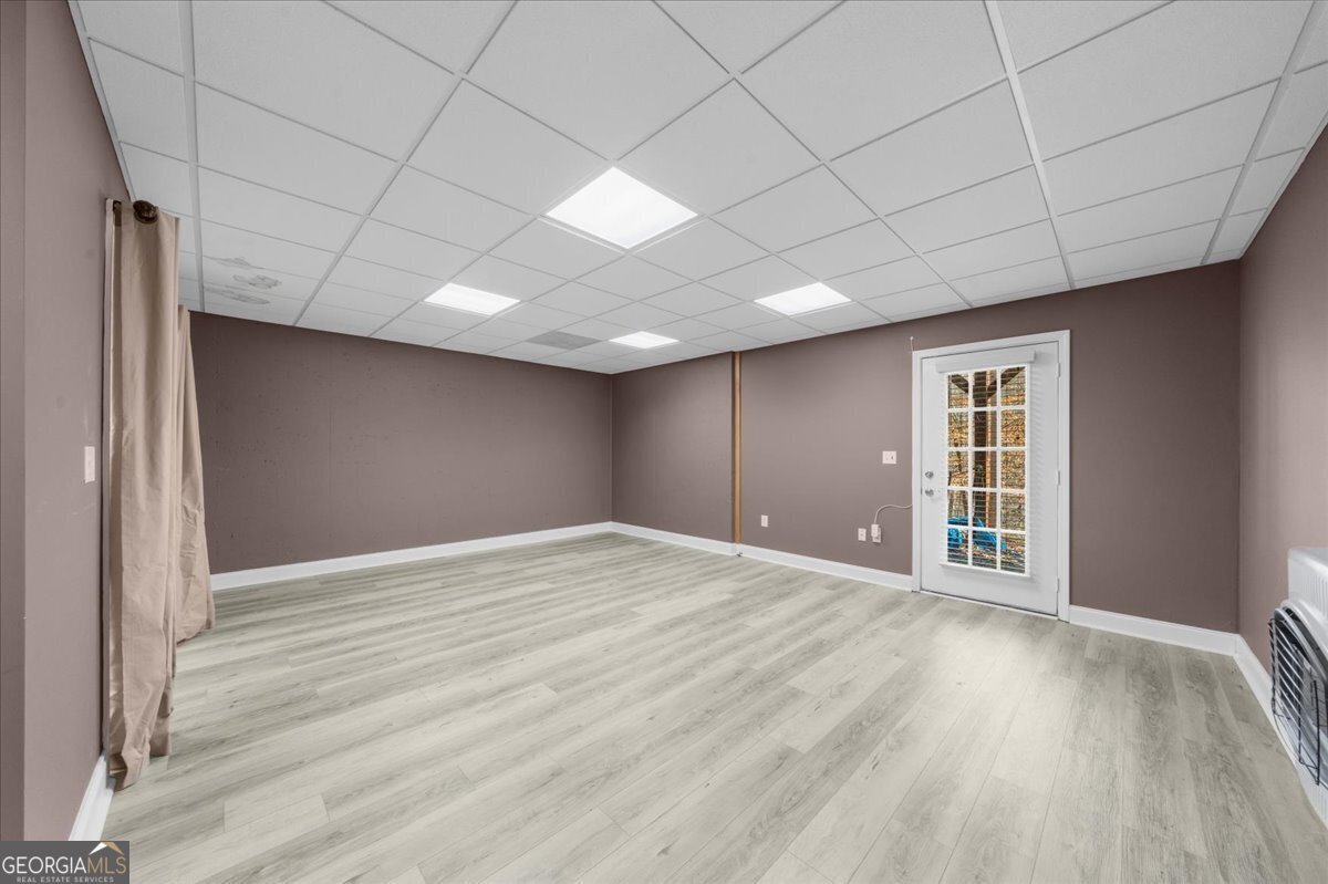 6137 White Oak Drive Flowery Branch - 41