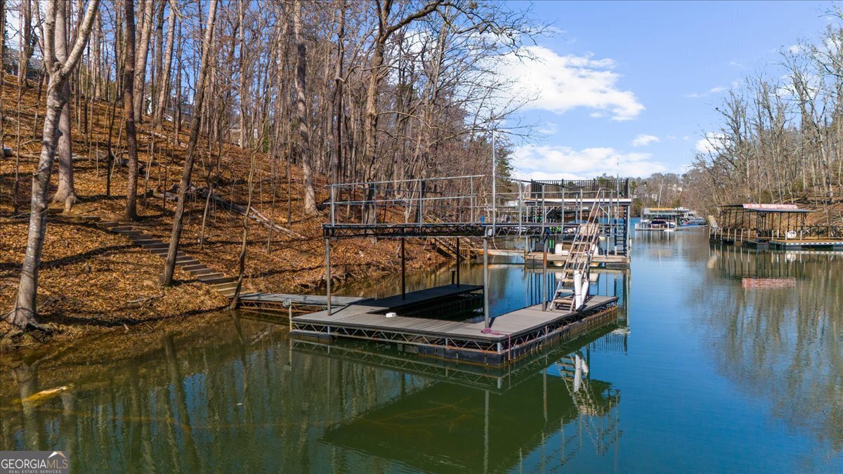6137 White Oak Drive Flowery Branch - 66