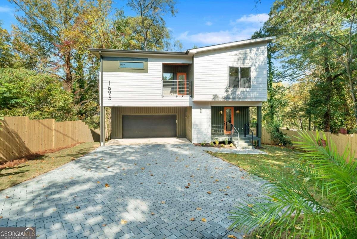 1695 NORTH Avenue Atlanta - 2