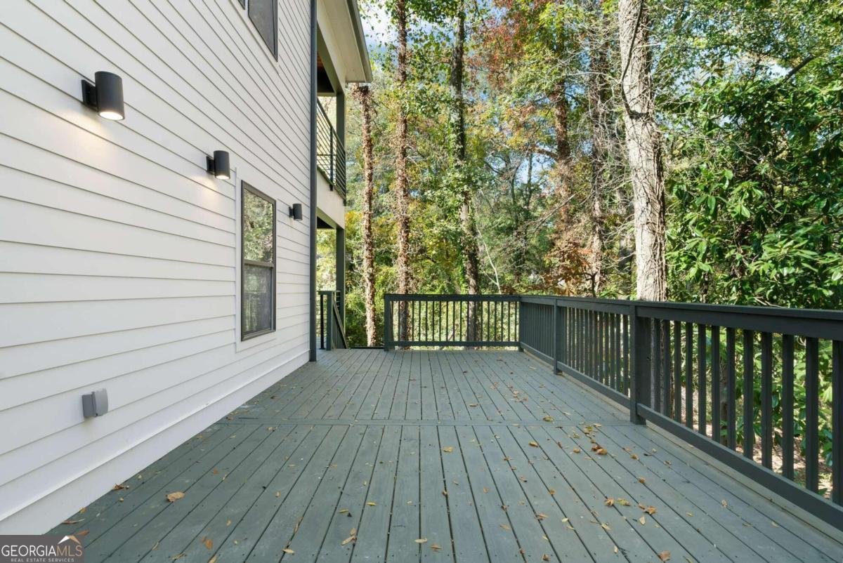 1695 NORTH Avenue Atlanta - 38