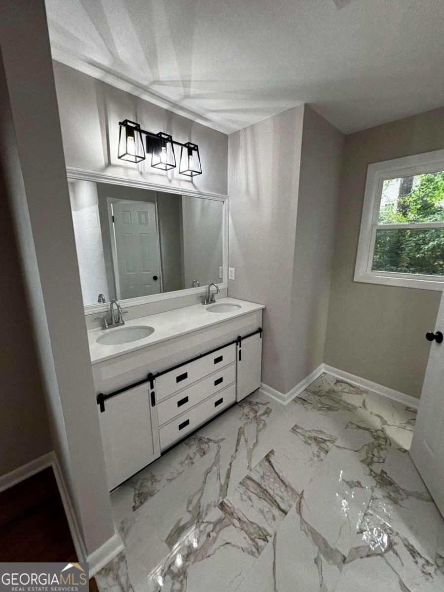 3666 Elkridge Drive Decatur - 19