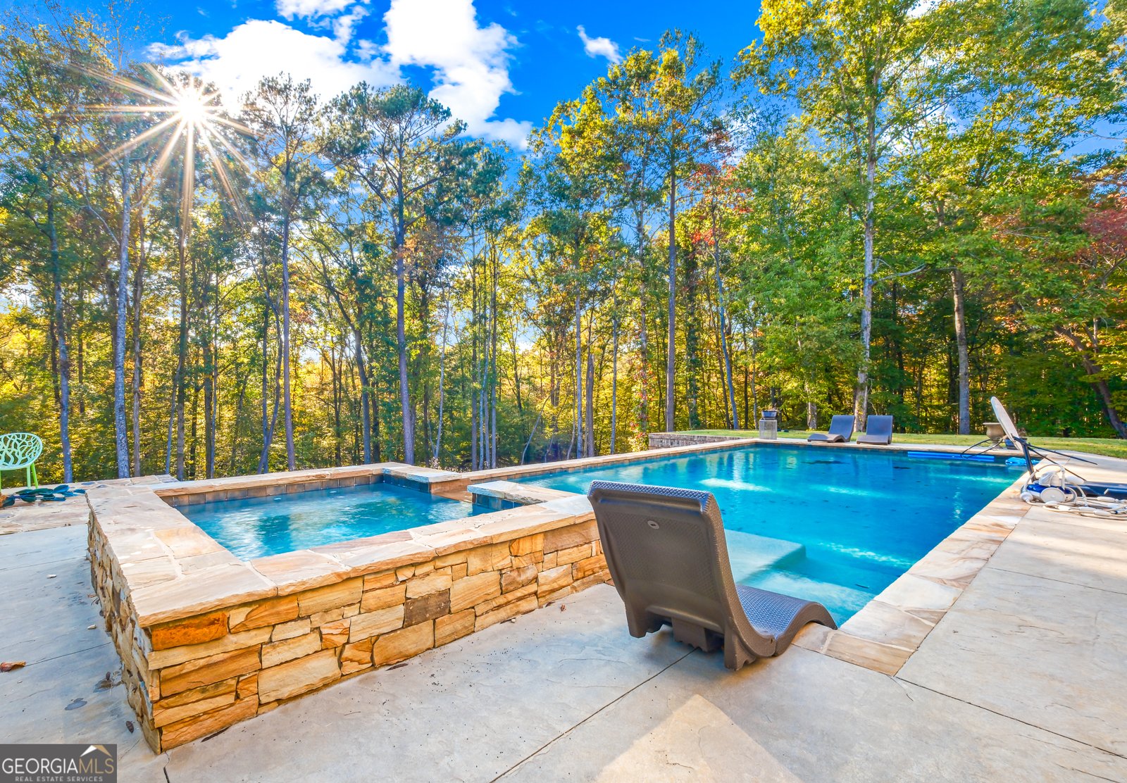 145 Oak Forest Drive Oxford - 54