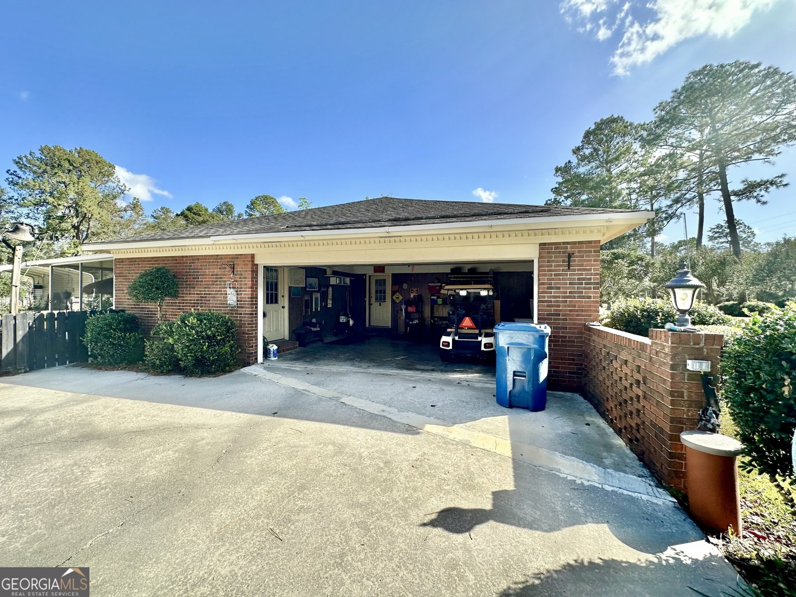 4221 Central Avenue Waycross - 74