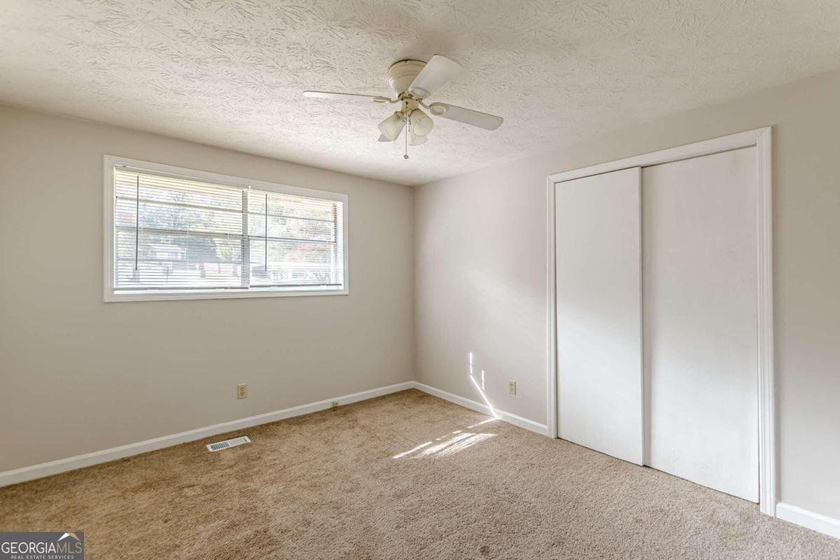 6275 Skyline Drive Douglasville - 20