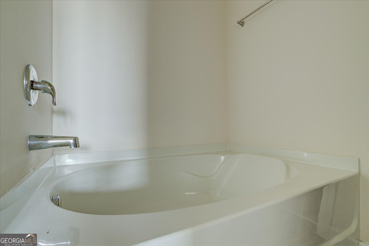 361 Graham Campbell Lane Statham - 24