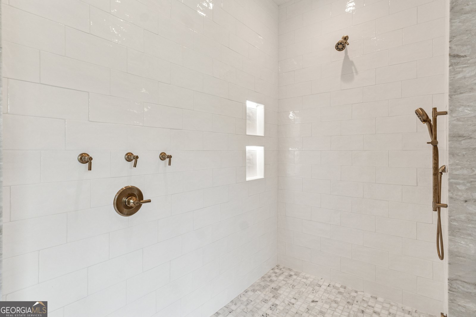 4333 Shiloh Road Cumming - 46