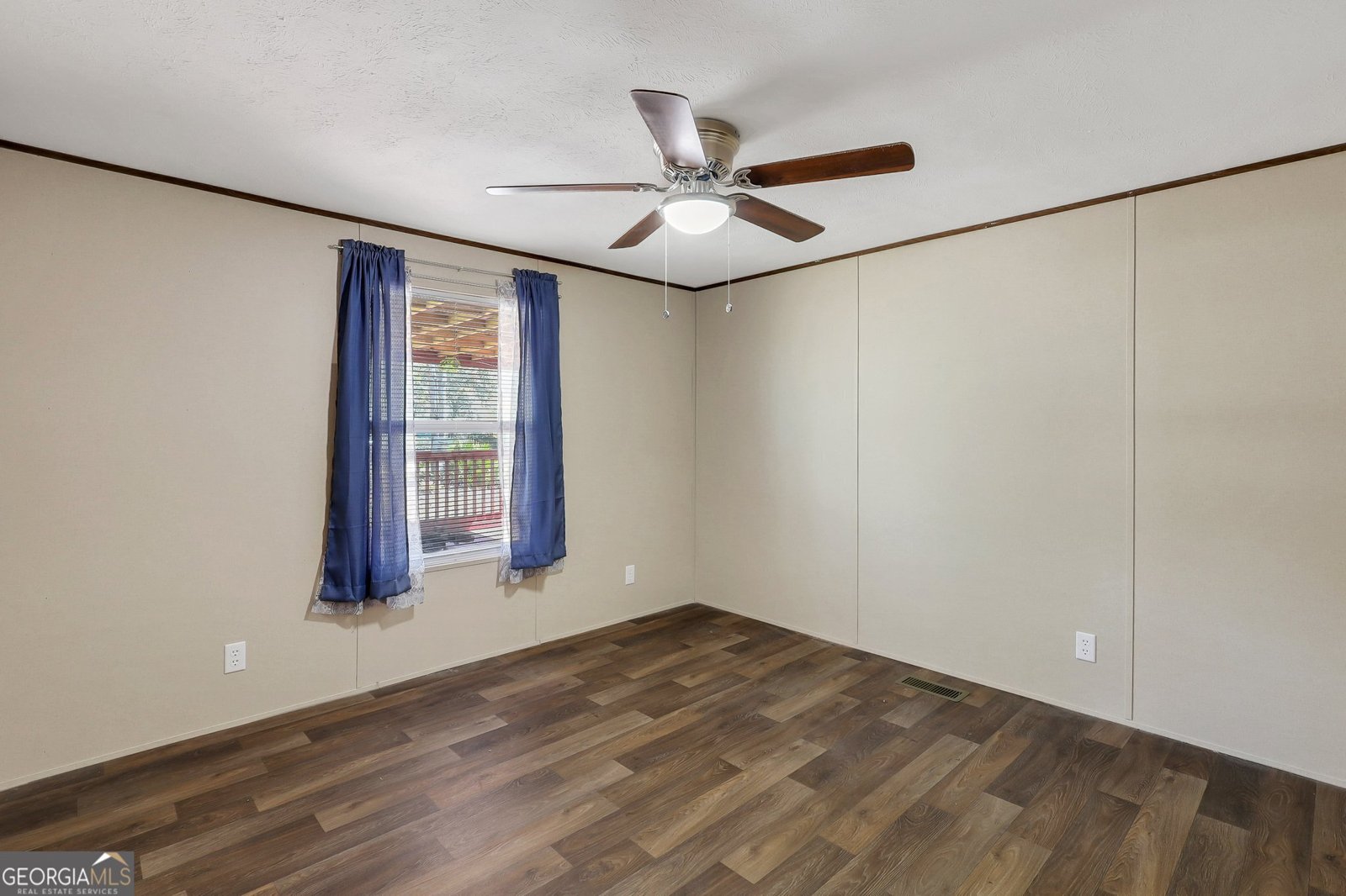 30 David Road Hinesville - 33
