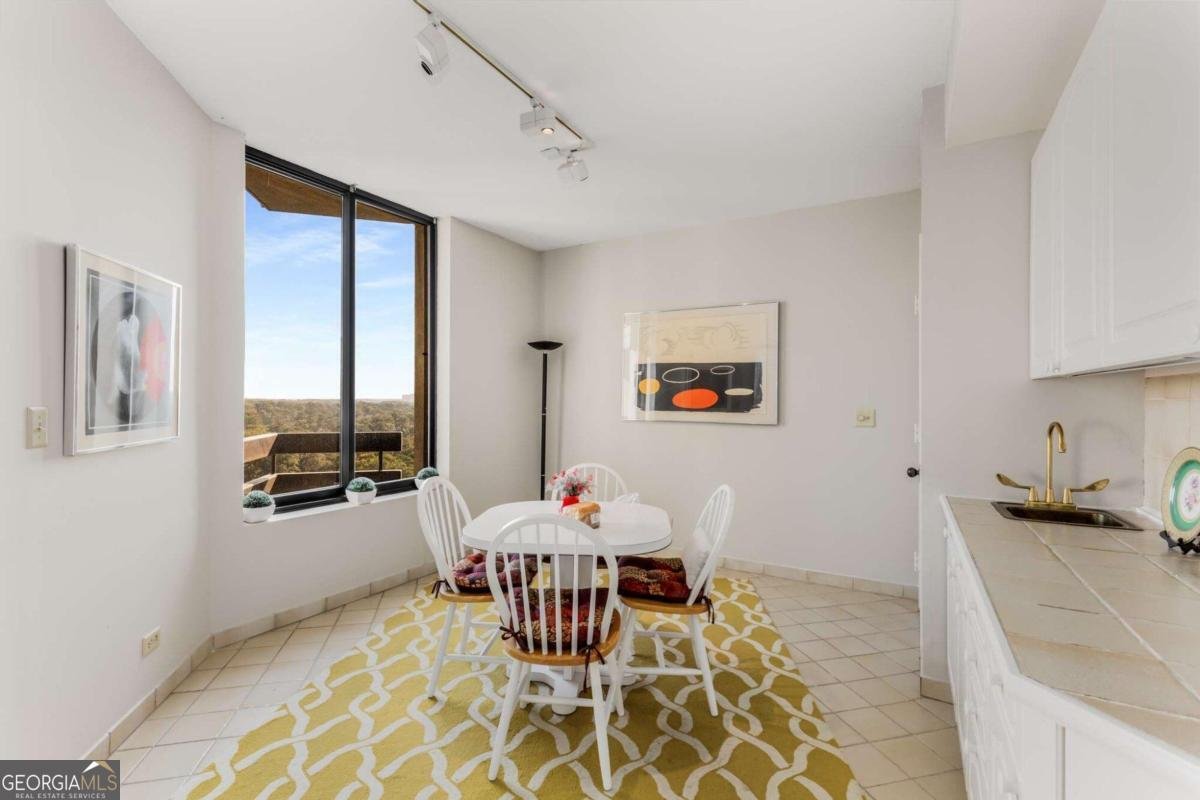 2660 Peachtree Road Atlanta - 8
