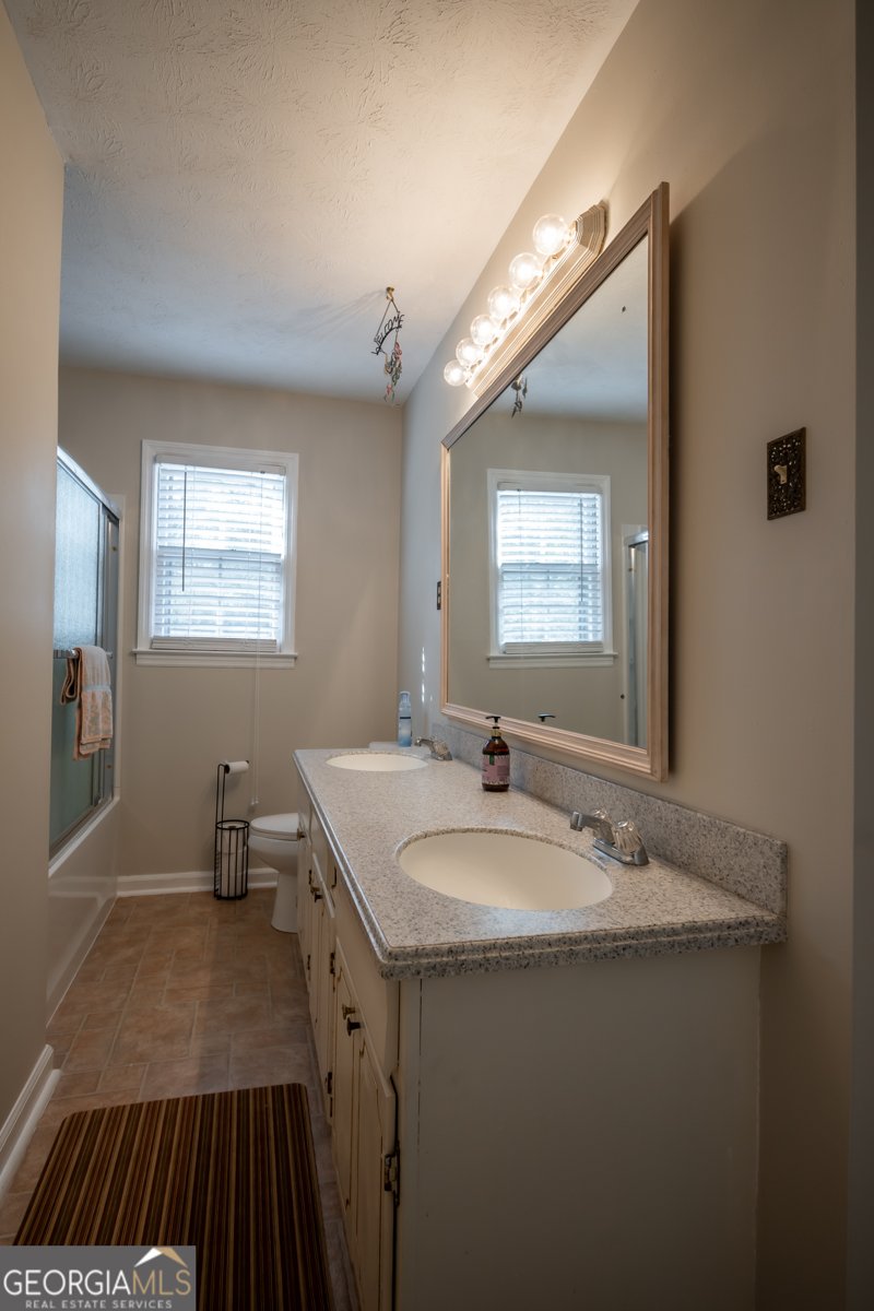 100 Hanover Drive Bogart - 21