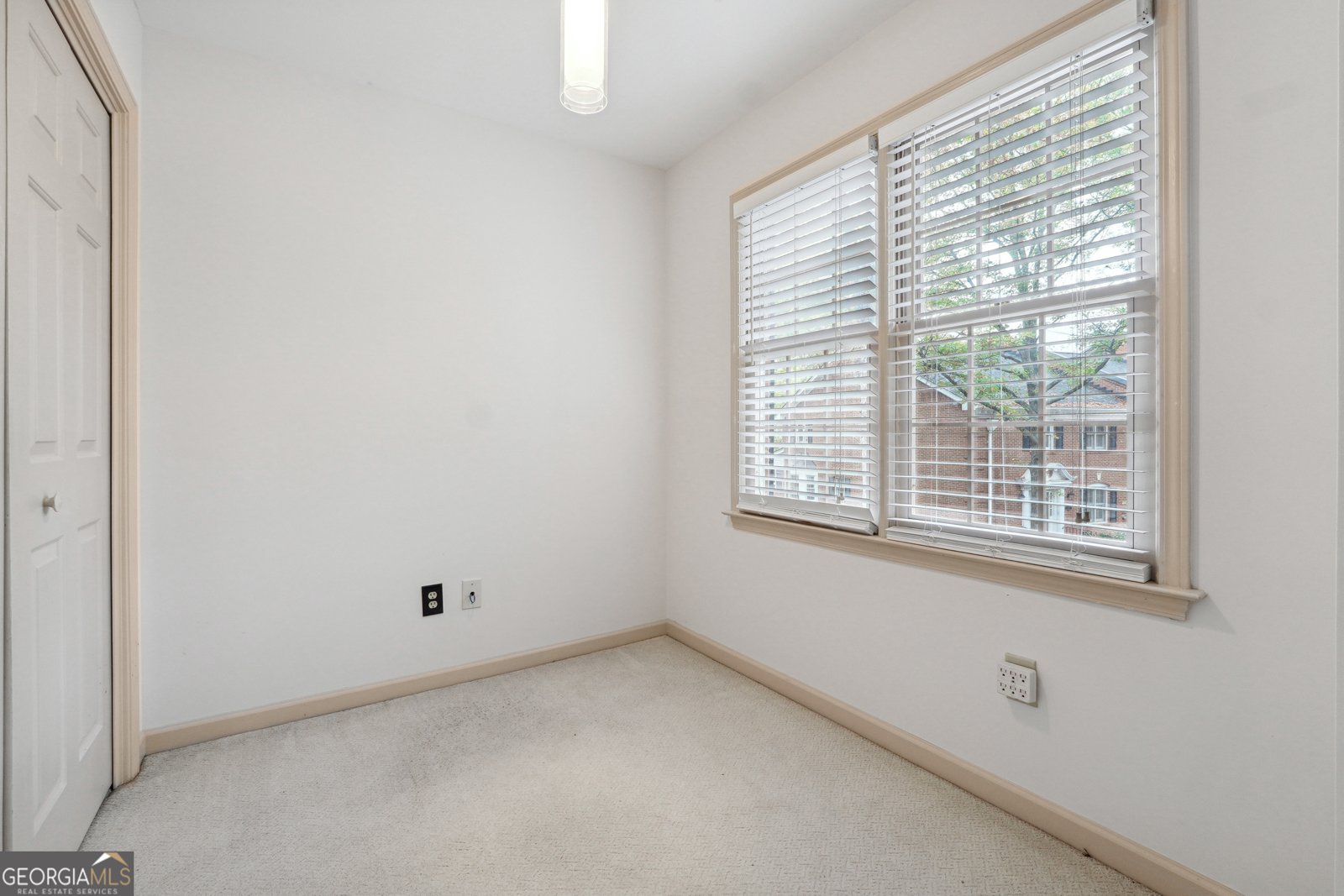 5417 Trentham Drive Atlanta - 54