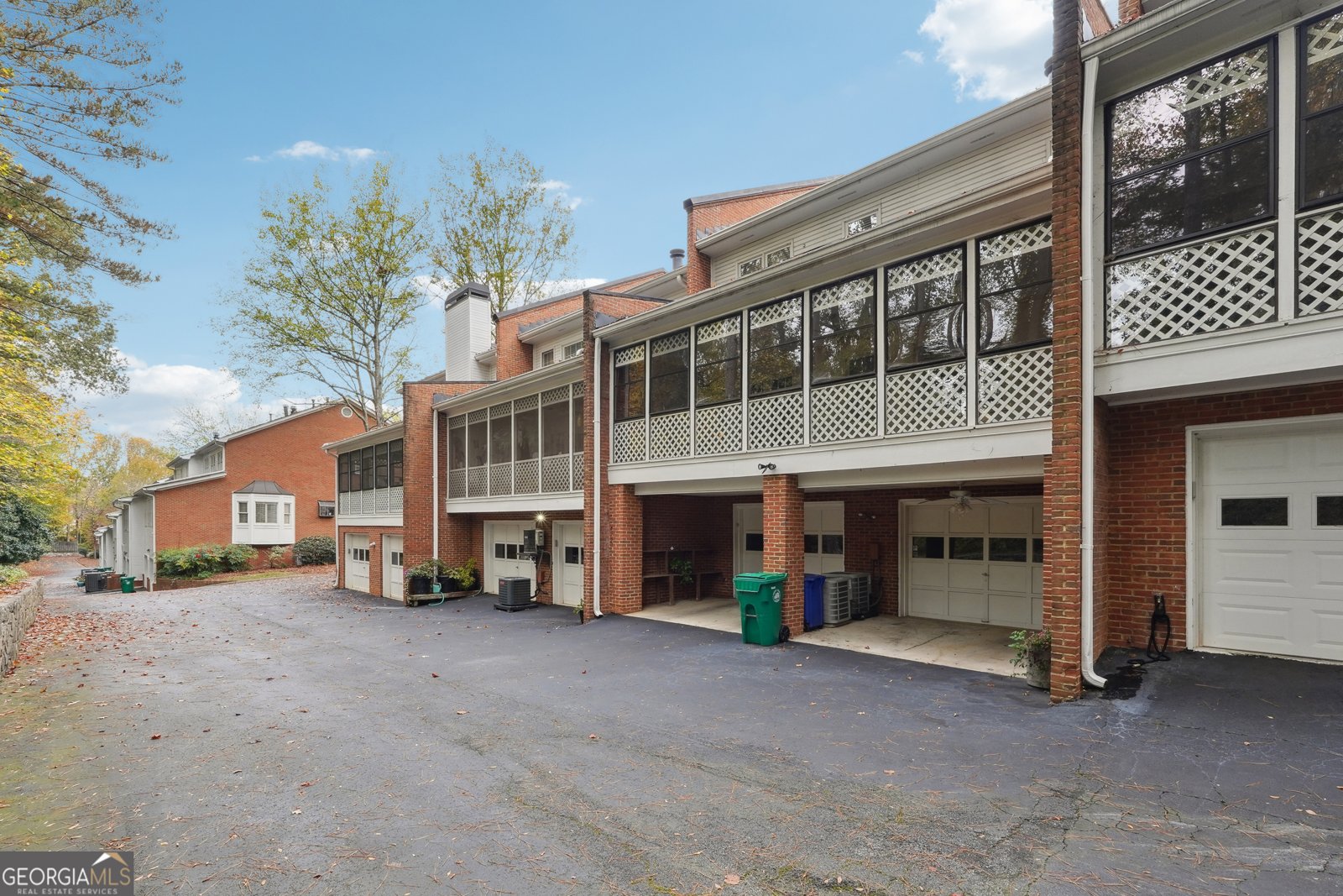 5417 Trentham Drive Atlanta - 60