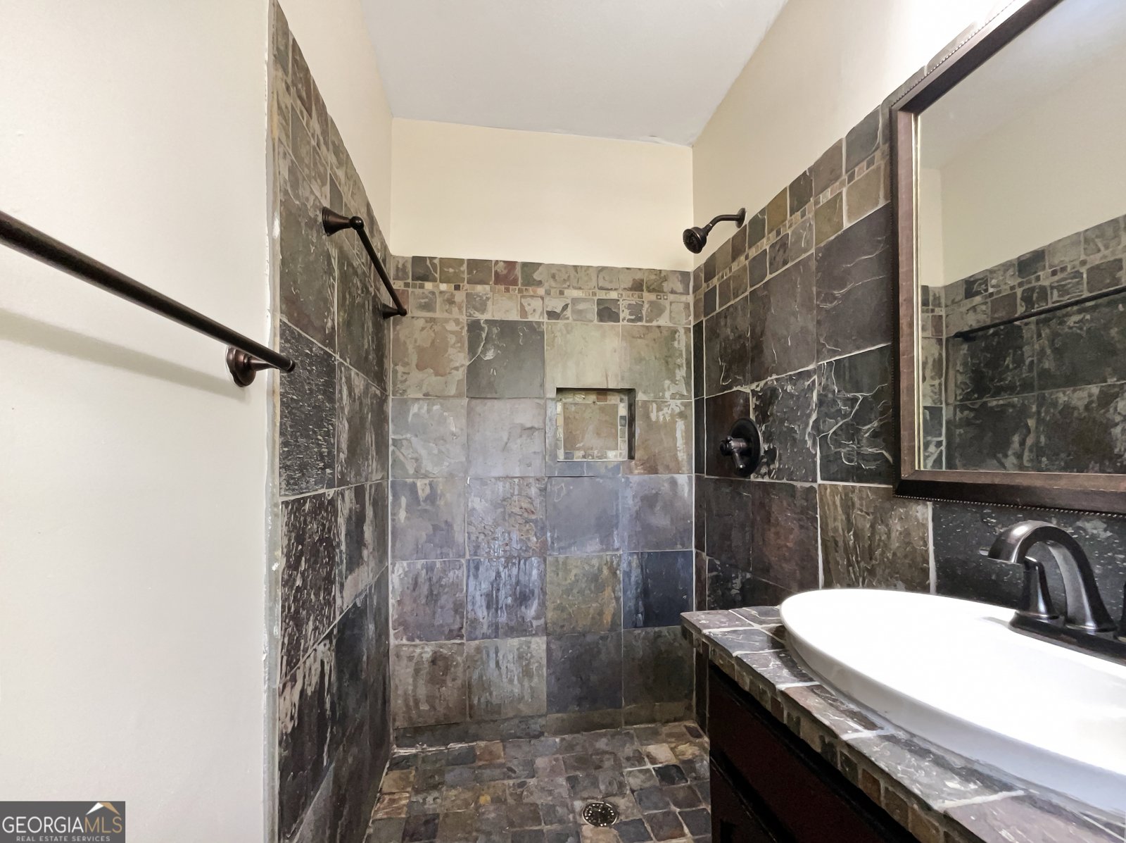 3811 Reynolds Road Douglasville - 21