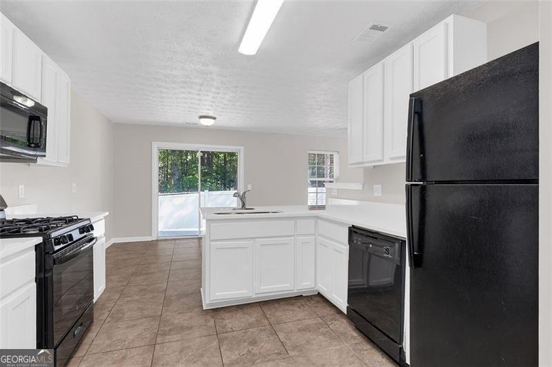 124 SILVER FOX Trail Dallas - 11