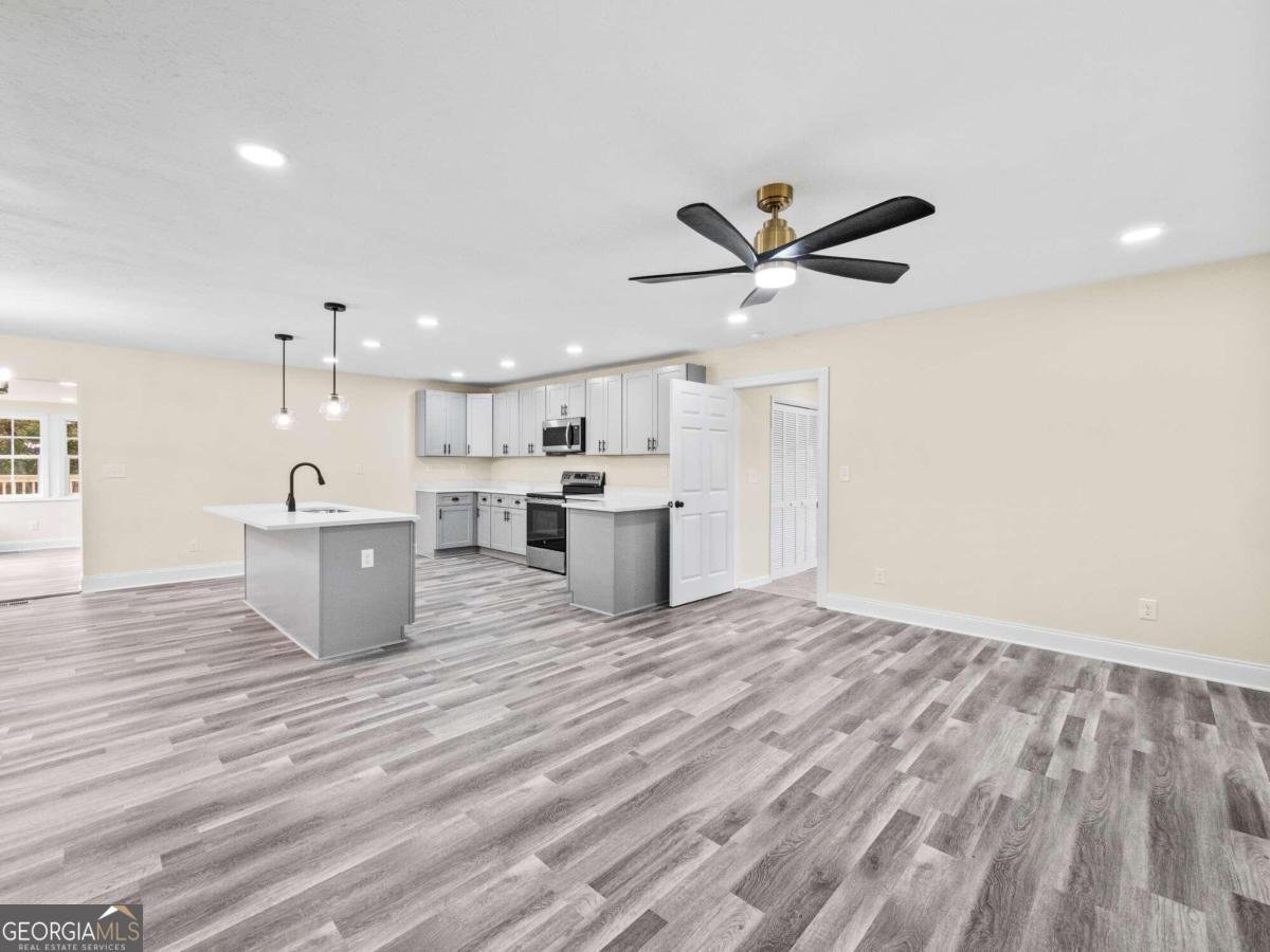 239 Brown Drive Clermont - 15