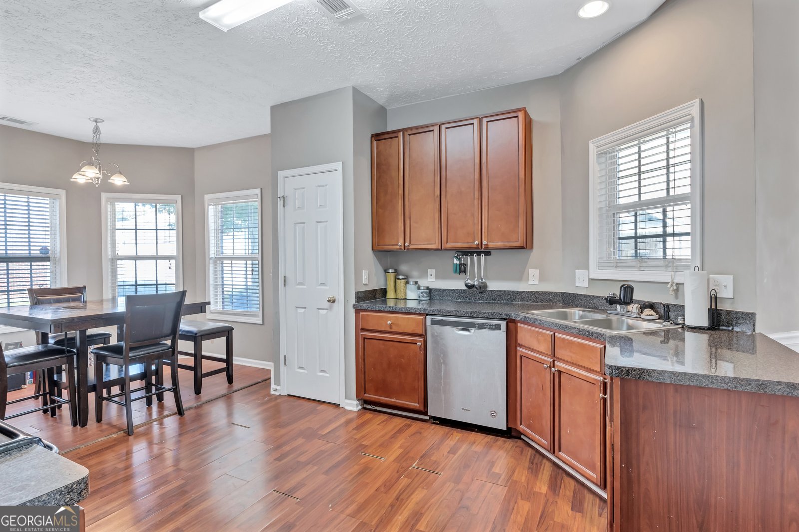 2555 Flat Shoals Road Atlanta - 4