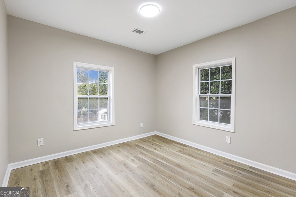 2502 Park Drive Lithonia - 23