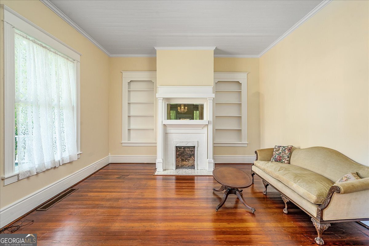 301 East Street Greensboro - 22