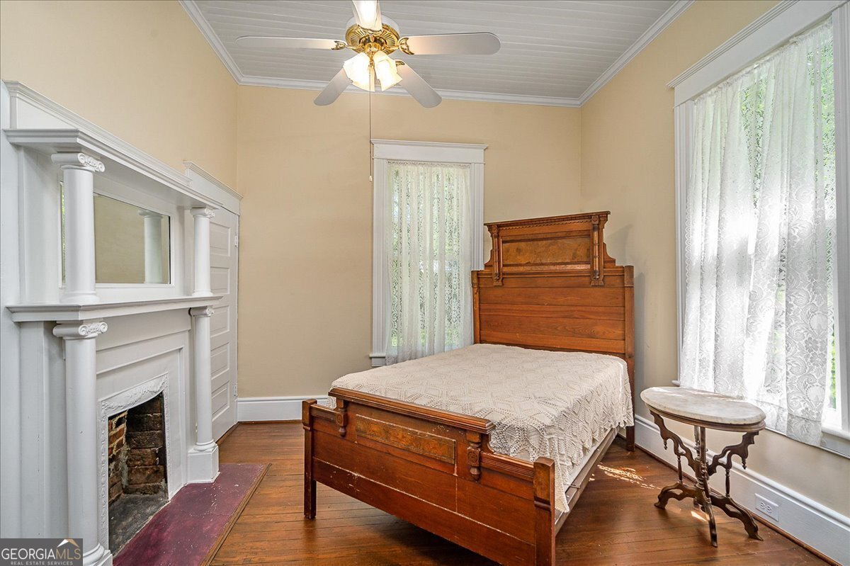 301 East Street Greensboro - 39