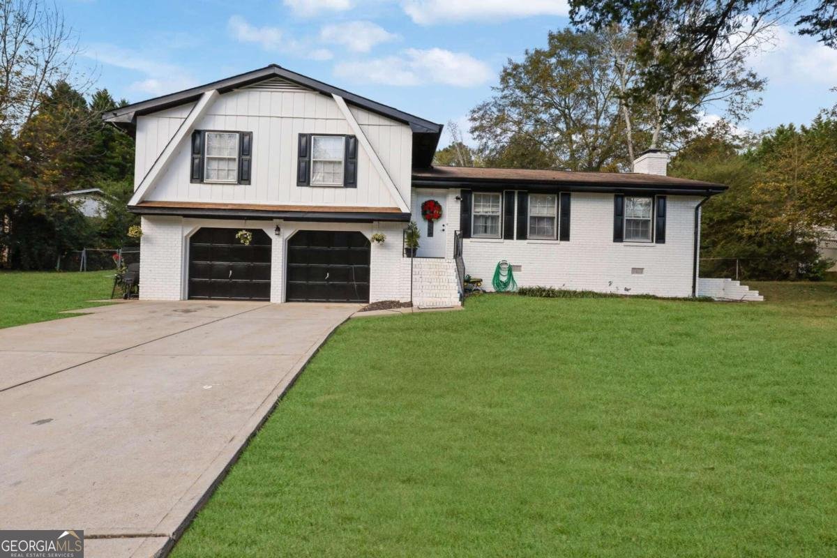 2611 Kings Circle Lawrenceville - 1