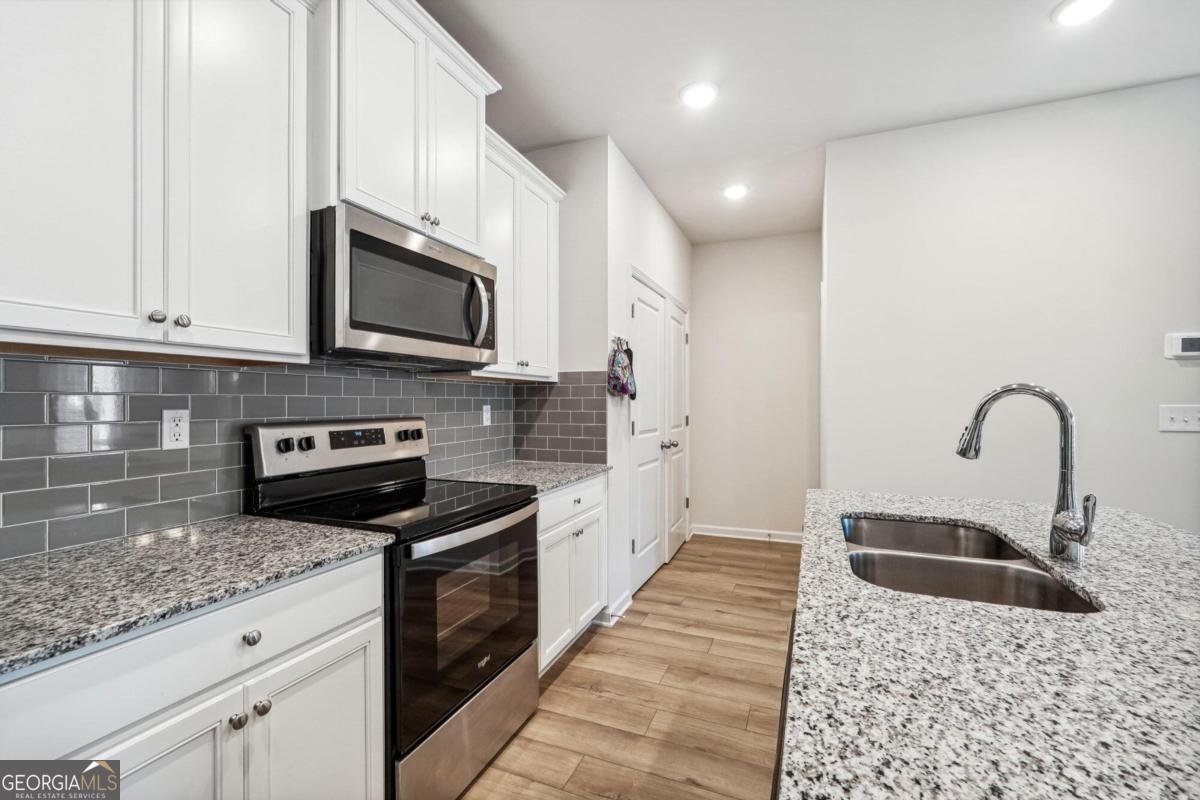 4655 Fullerton Drive Oakwood - 15