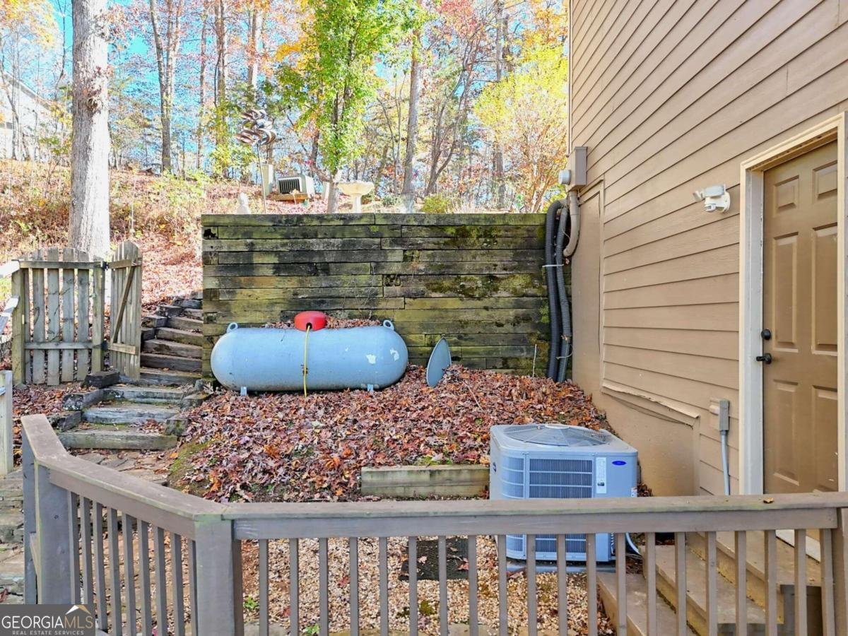 1279 Harris Ridge Road Young Harris - 73