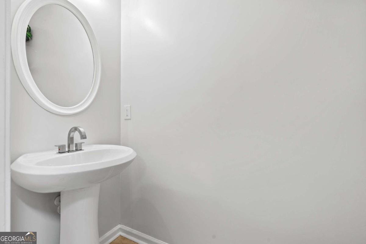 2357 Bayrose Circle Atlanta - 6