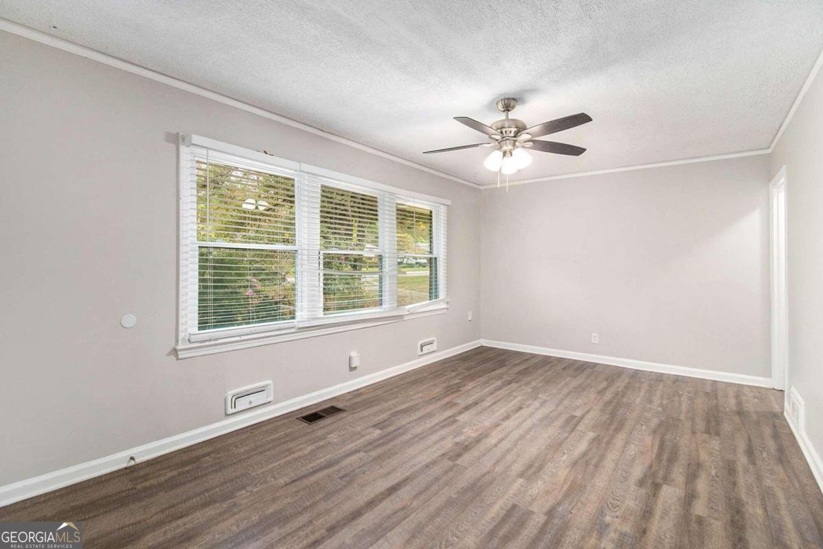 2435 Wood Valley Drive Atlanta - 3