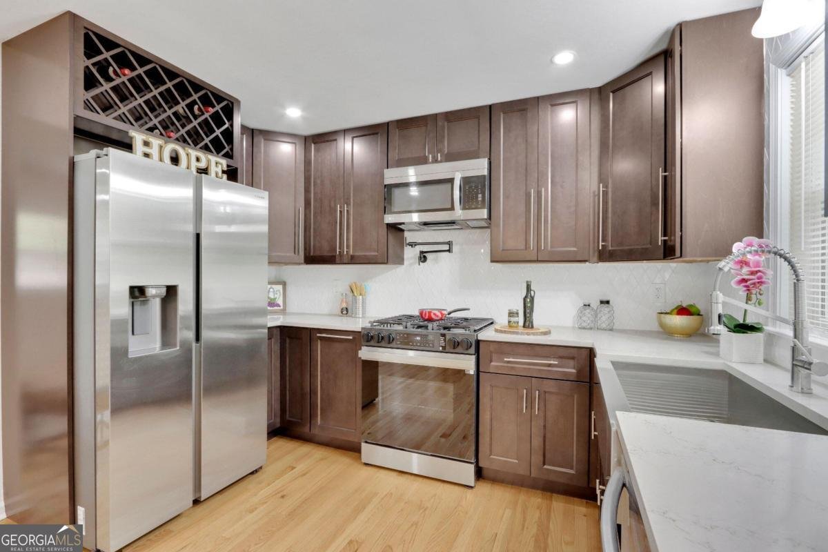 6914 Fairway Trail Austell - 23