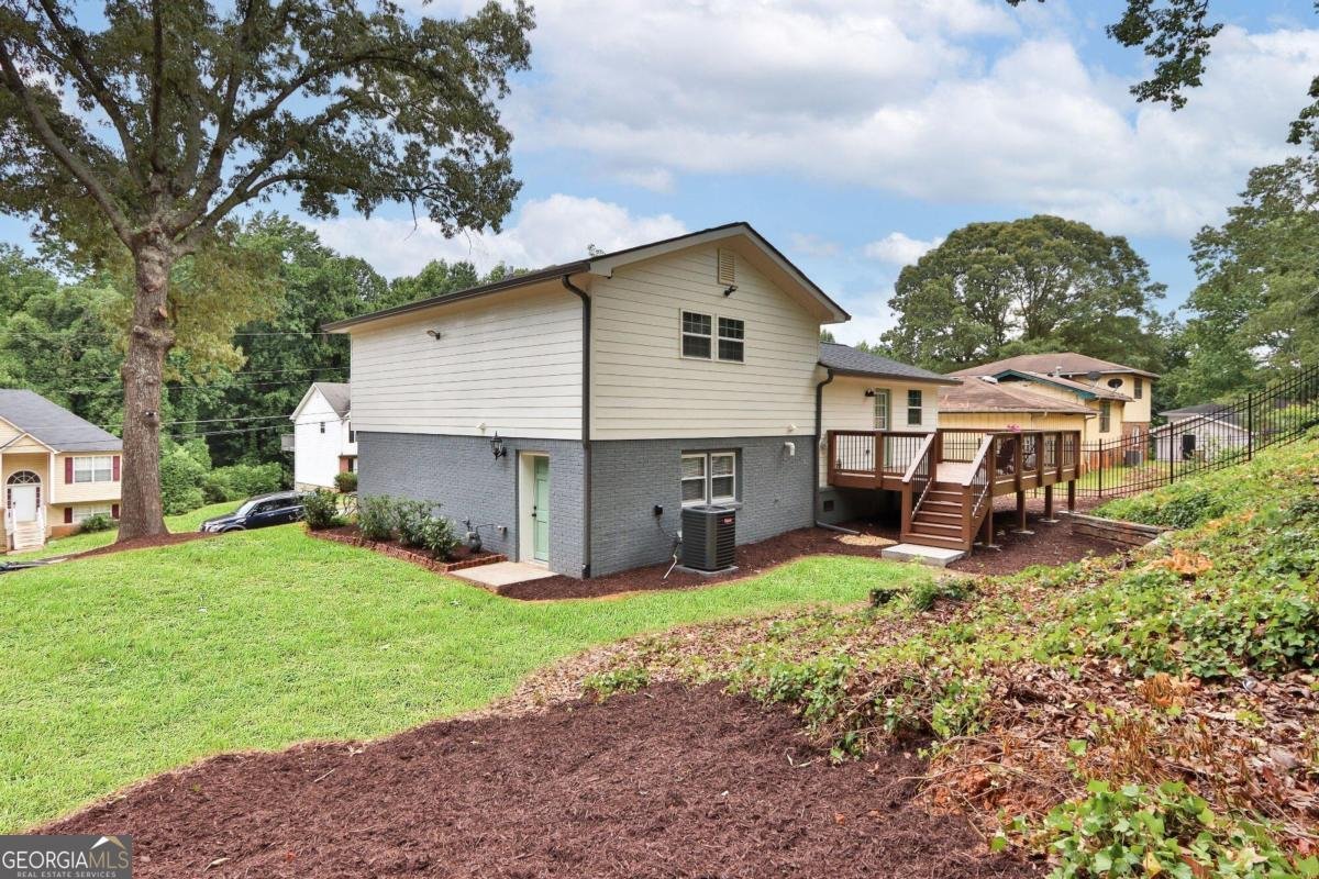 6914 Fairway Trail Austell - 43