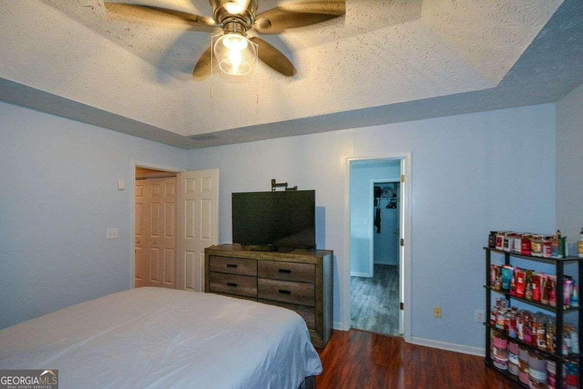 1712 Graystone Drive Hampton - 18