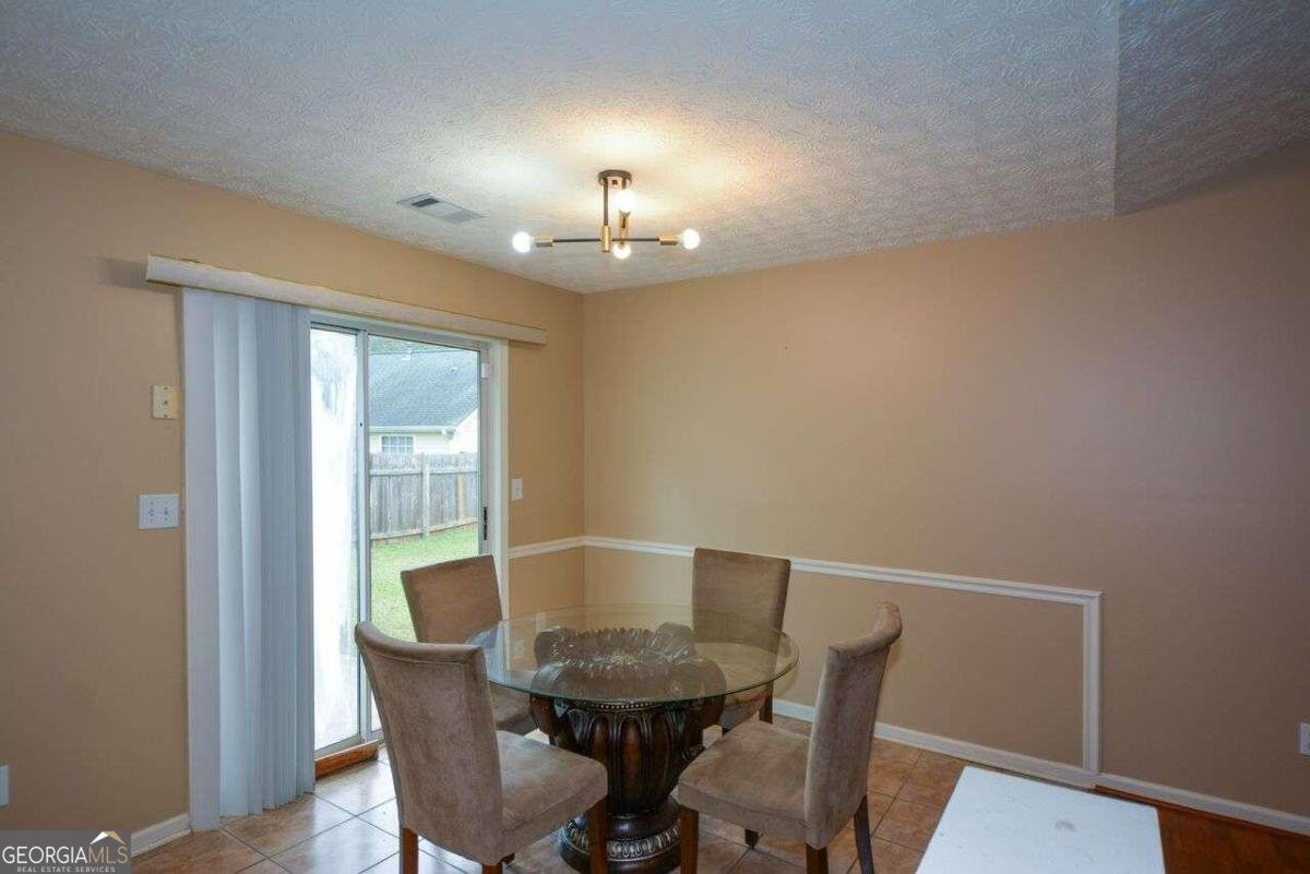1712 Graystone Drive Hampton - 7