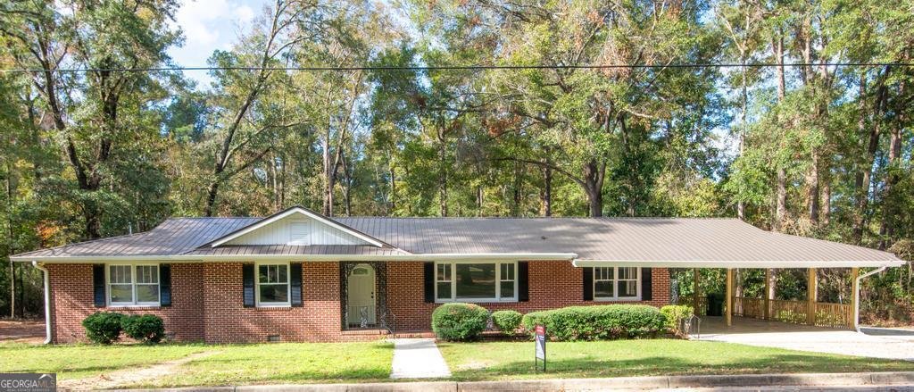 208 Wildwood Drive Sylvania - 1