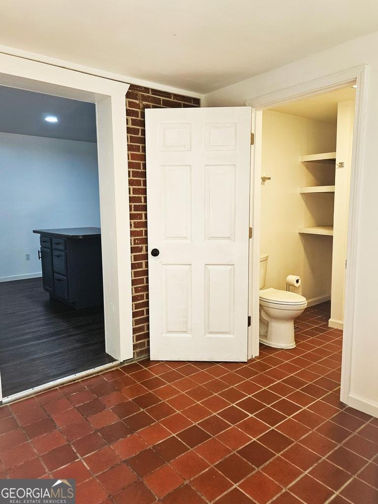 208 Wildwood Drive Sylvania - 27