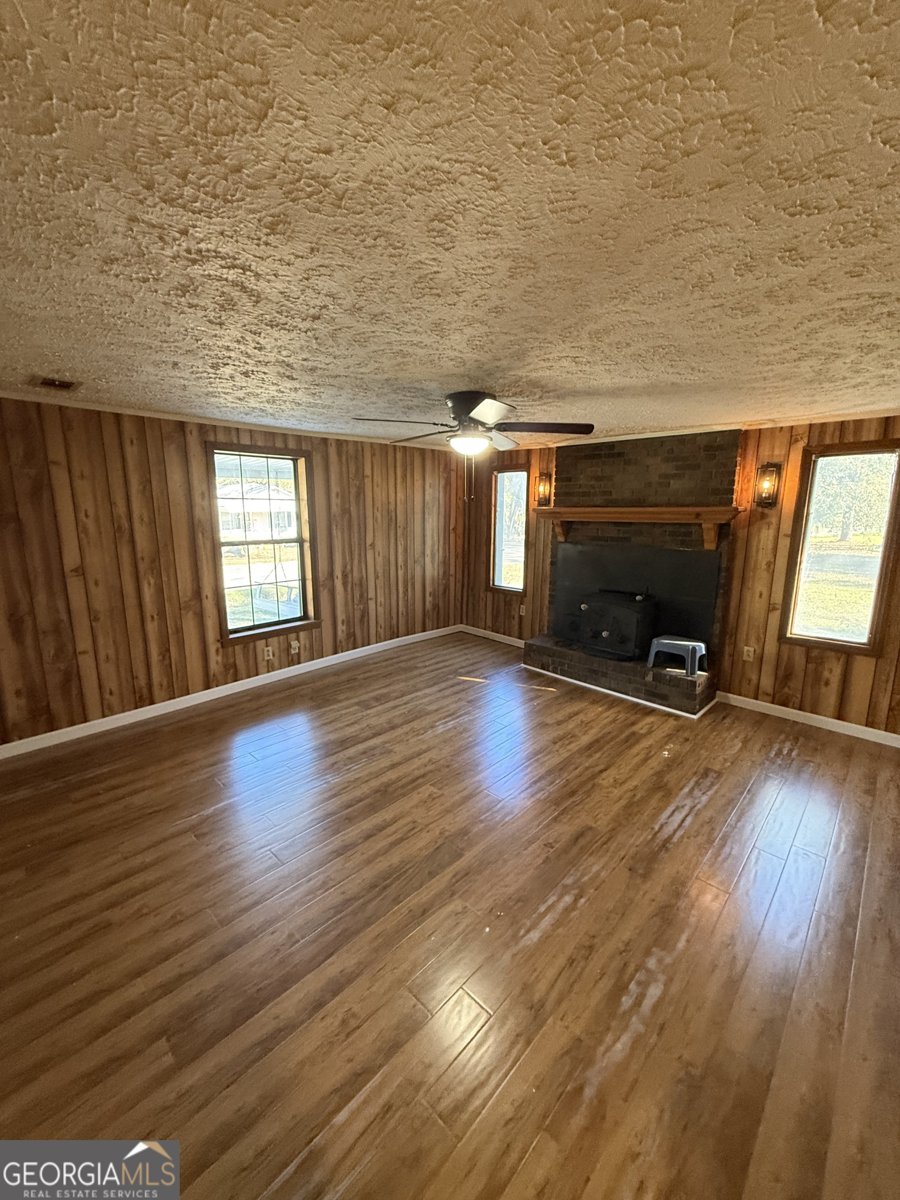 307 S Green Street Dexter - 27