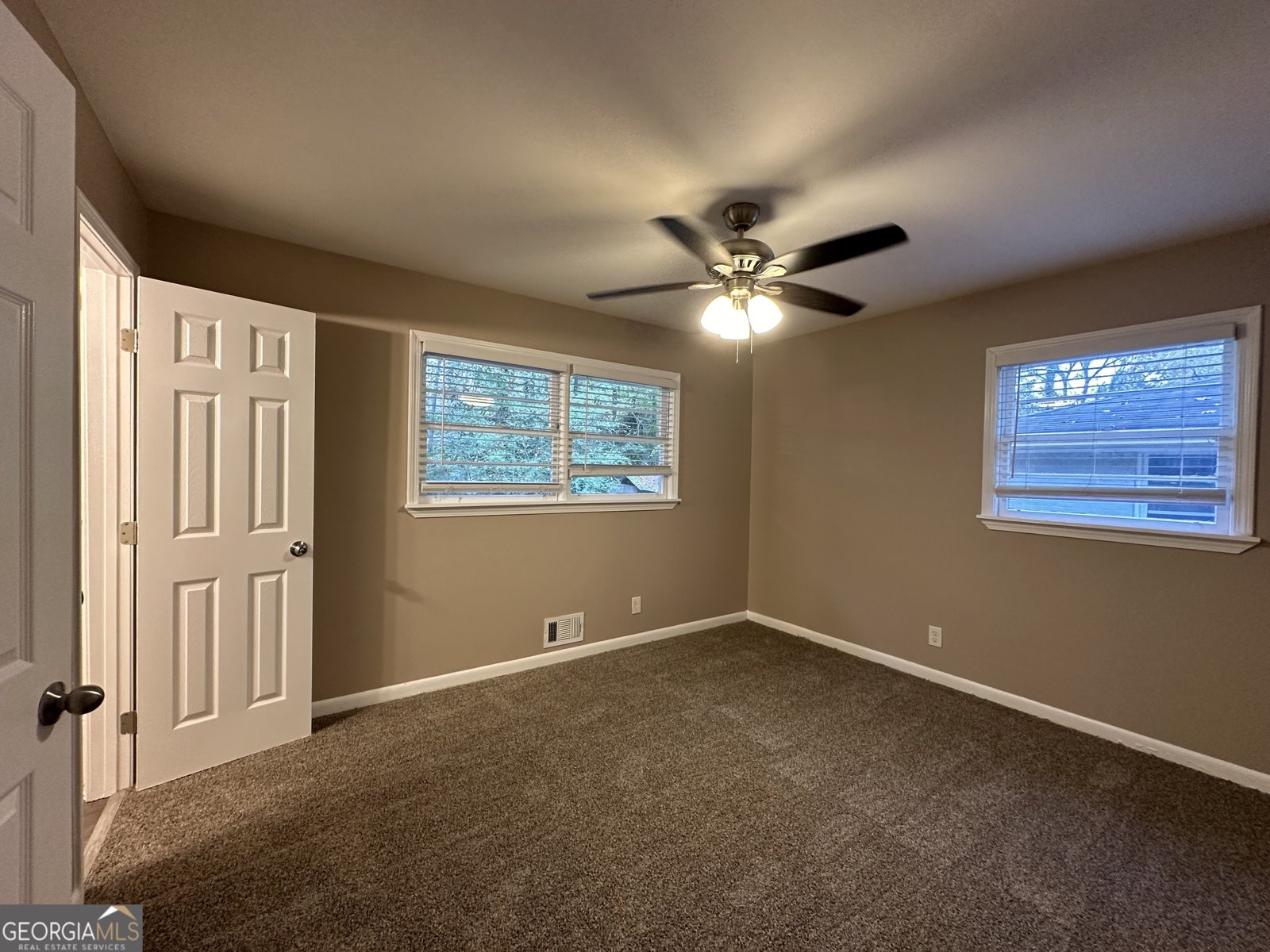 4310 Bakers Ferry Road Atlanta - 14