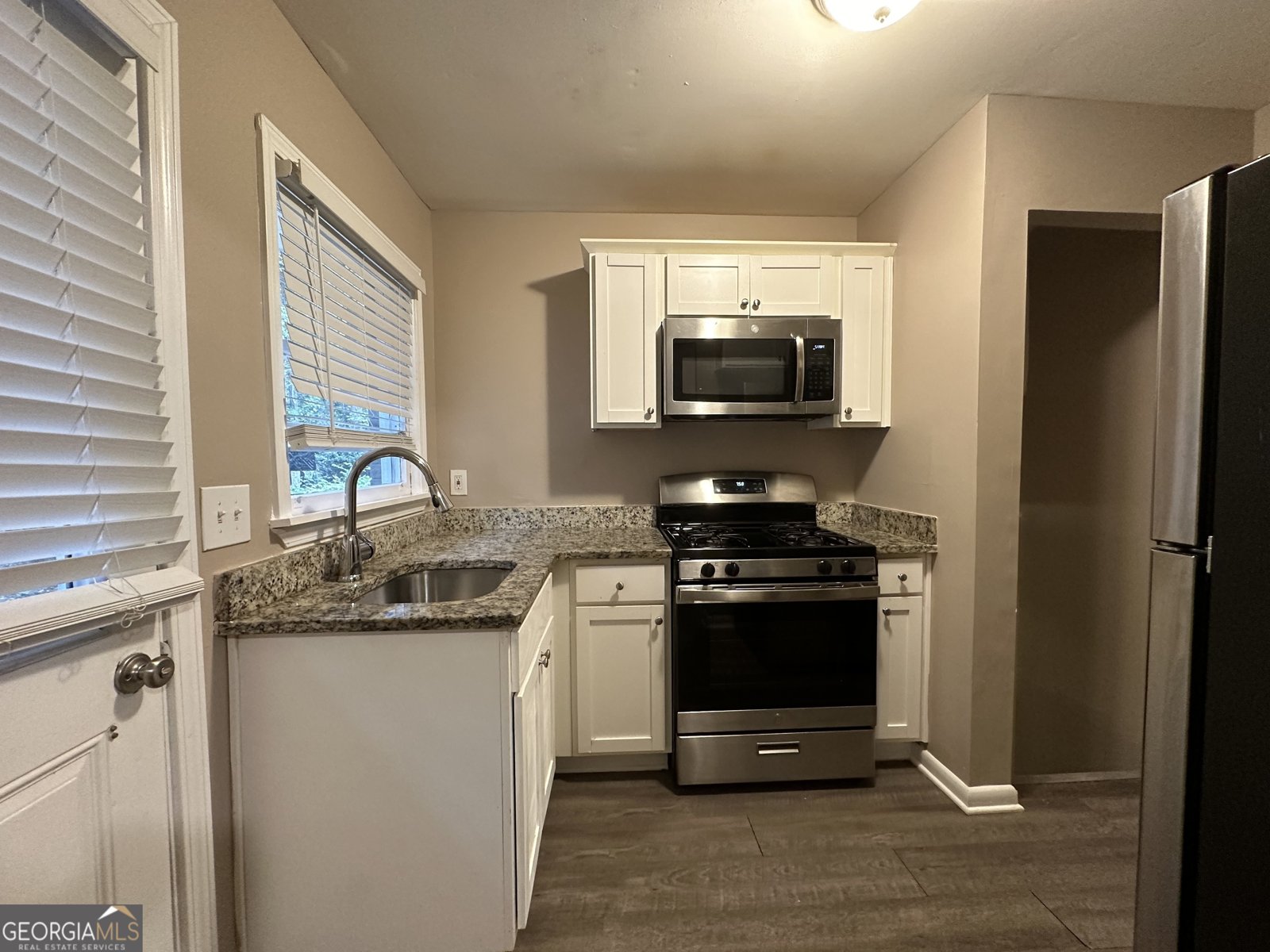 4310 Bakers Ferry Road Atlanta - 6