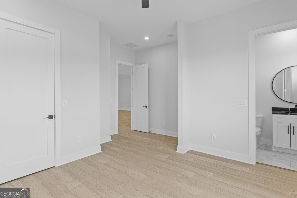 555 Versailles Drive Auburn - 25