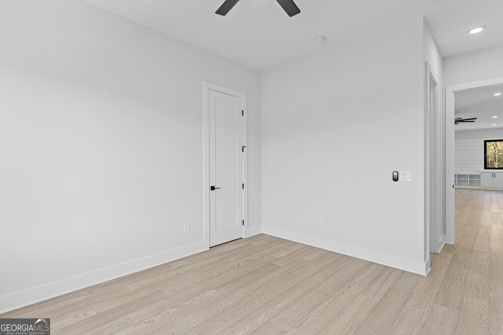 555 Versailles Drive Auburn - 28