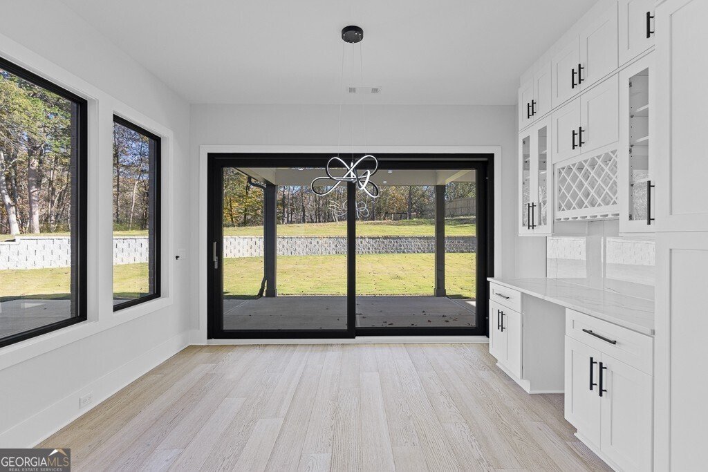 555 Versailles Drive Auburn - 8