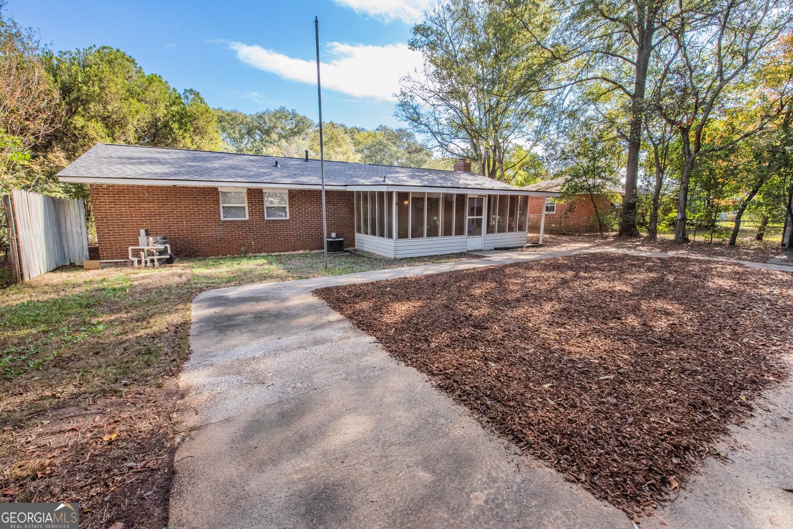 111 Briarwood Drive Warner Robins - 36