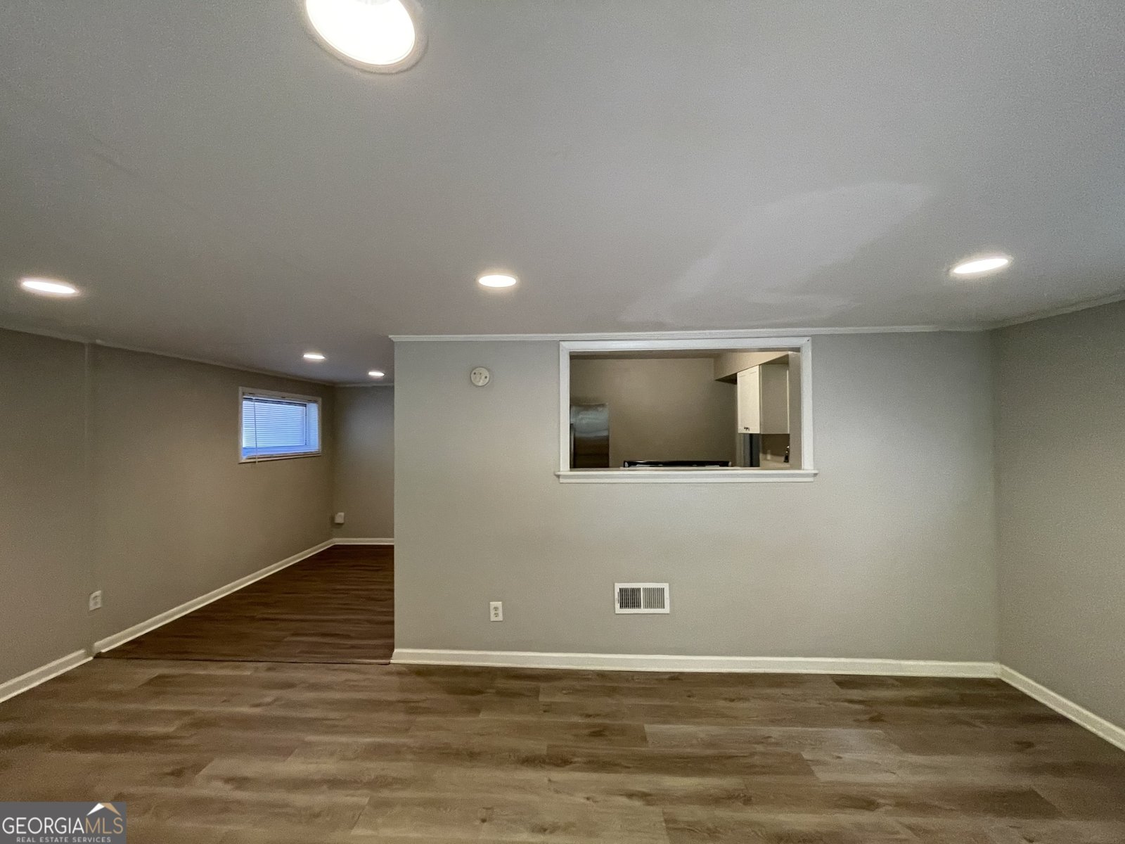 1885 Broad Avenue East Point - 4