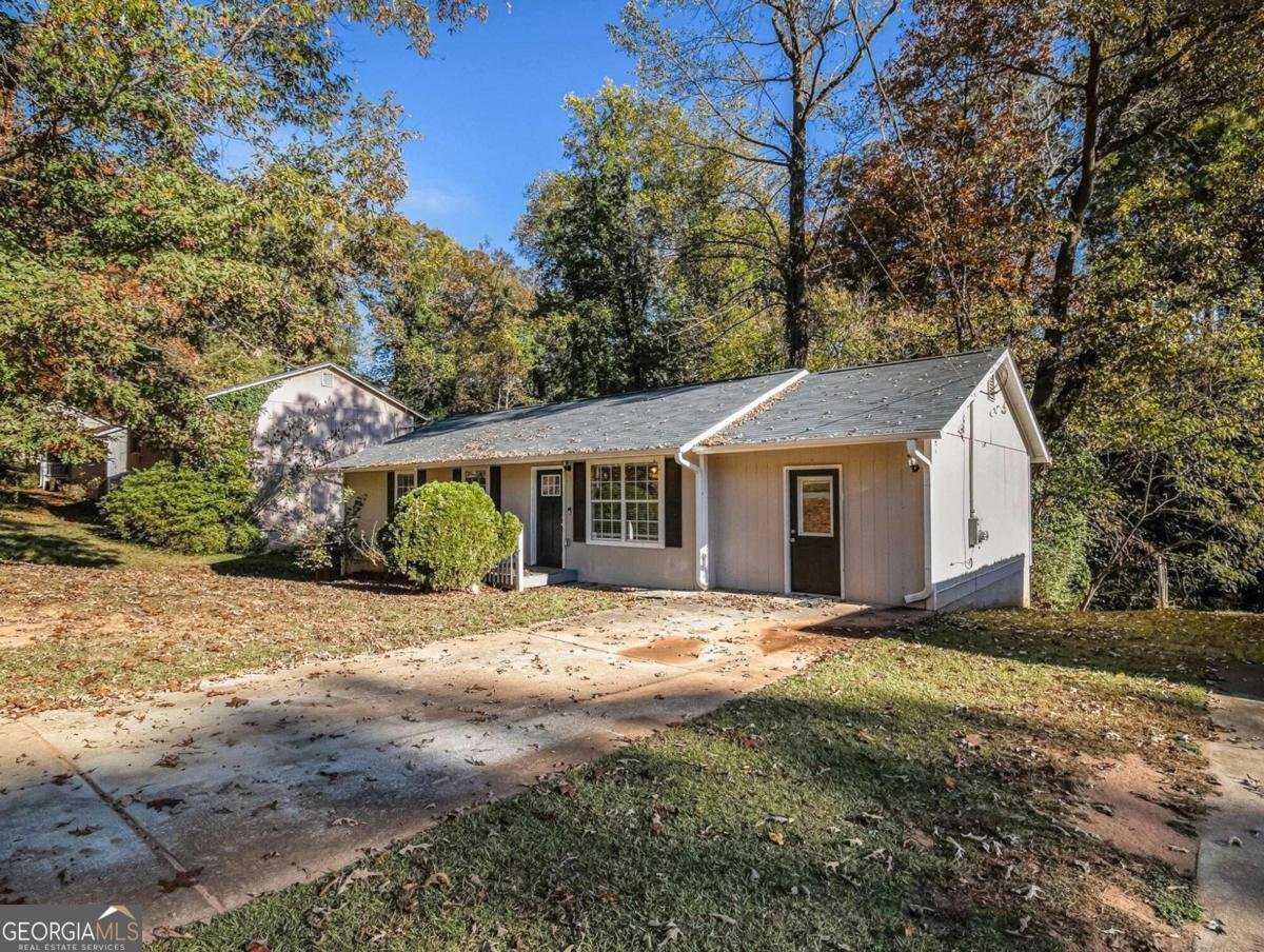 2887 Rockcliff Road Atlanta - 2