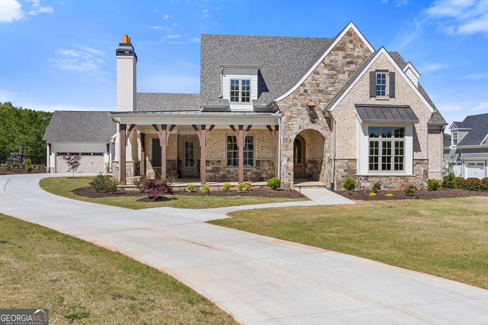 5325 Retreat Drive Flowery Branch - 1